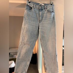 Abercrombie The ‘90s Straight Ultra High Rise Jeans